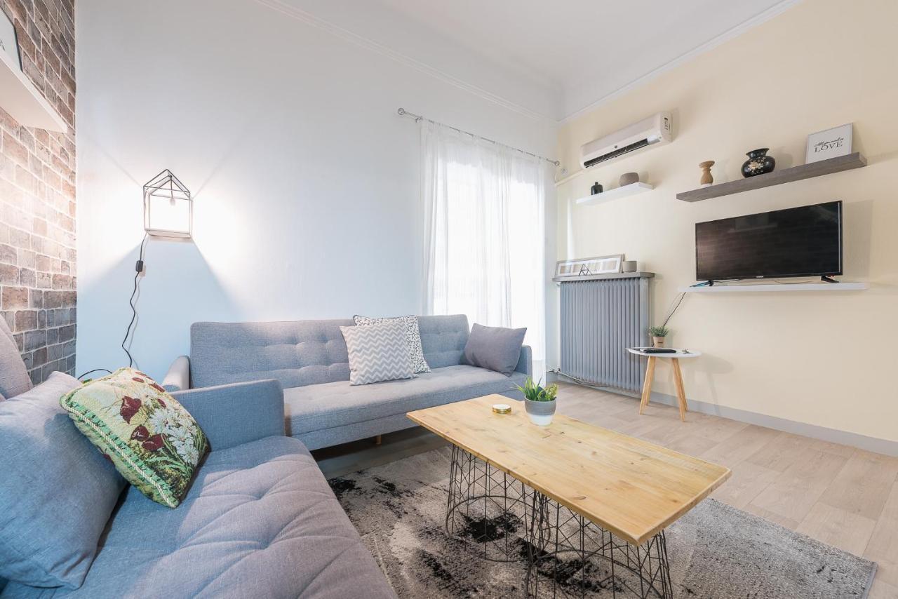Lovely 1 Bedroom Apartment In เอเธนส์ ภายนอก รูปภาพ