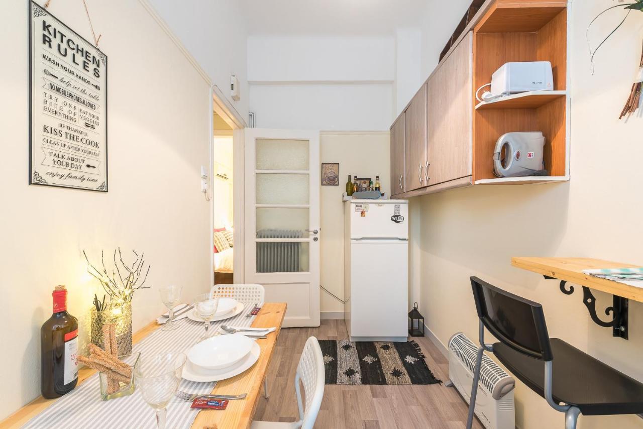 Lovely 1 Bedroom Apartment In เอเธนส์ ภายนอก รูปภาพ